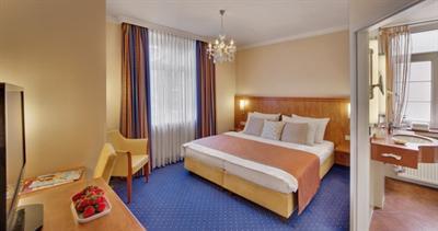 фото отеля Alpen Hotel Munchen