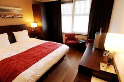 фото отеля Amadore Hotel Arneville