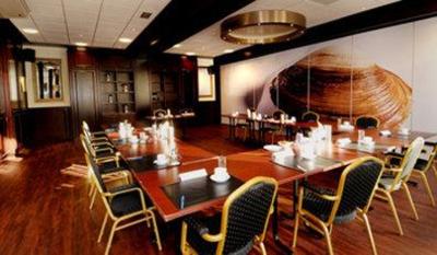 фото отеля Amadore Hotel Arneville