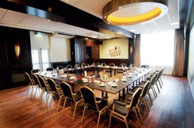 фото отеля Amadore Hotel Arneville