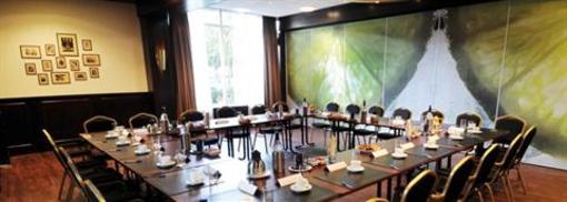 фото отеля Amadore Hotel Arneville