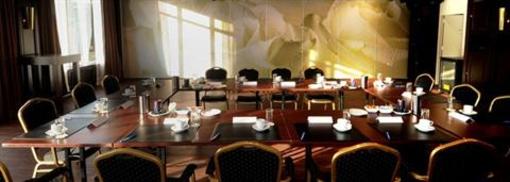 фото отеля Amadore Hotel Arneville
