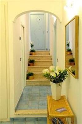фото отеля Sharon House