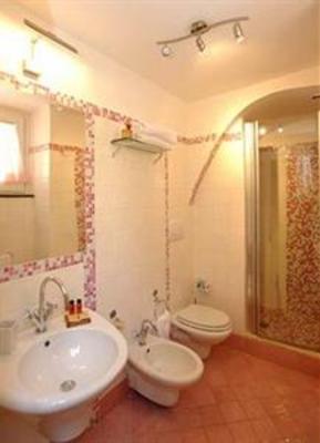 фото отеля Sharon House