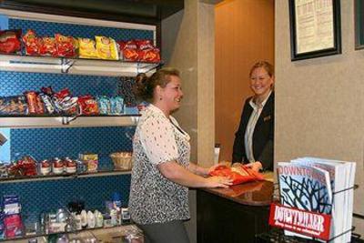 фото отеля Hampton Inn & Suites Memphis - Beale Street
