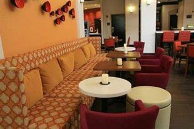 фото отеля Hampton Inn & Suites Memphis - Beale Street
