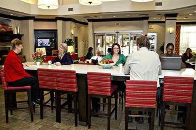 фото отеля Hampton Inn & Suites Memphis - Beale Street