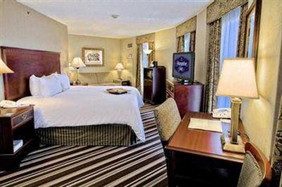 фото отеля Hampton Inn & Suites Memphis - Beale Street