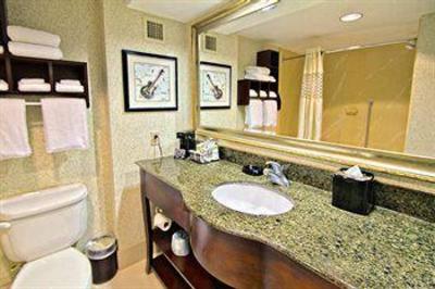 фото отеля Hampton Inn & Suites Memphis - Beale Street