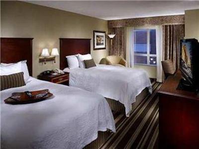 фото отеля Hampton Inn & Suites Memphis - Beale Street