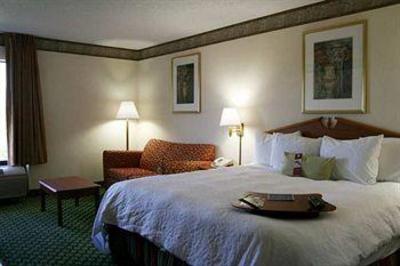 фото отеля Hampton Inn Youngstown North