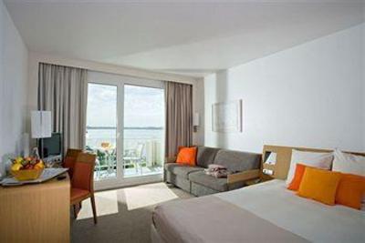 фото отеля Hotel Novotel Royan