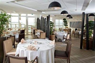 фото отеля Hotel Novotel Royan