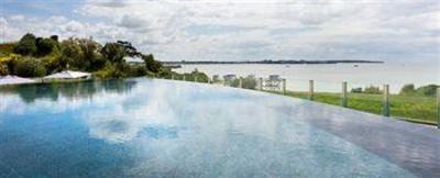 фото отеля Hotel Novotel Royan