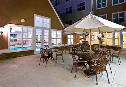 фото отеля Residence Inn by Marriott - Fayetteville Cross Creek