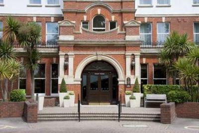 фото отеля Holiday Inn Farnborough