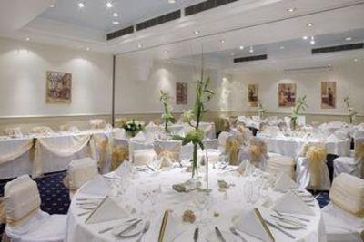 фото отеля Holiday Inn Farnborough