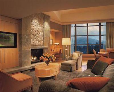 фото отеля Four Seasons Resort Whistler