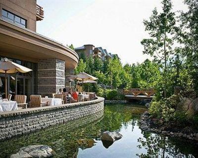 фото отеля Four Seasons Resort Whistler