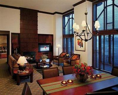 фото отеля Four Seasons Resort Whistler