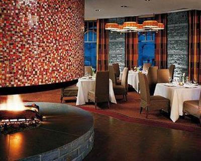 фото отеля Four Seasons Resort Whistler