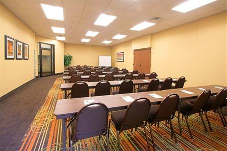 фото отеля Hampton Inn Pittsburgh - McKnight Rd.