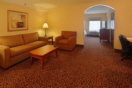 фото отеля Hampton Inn Pittsburgh - McKnight Rd.