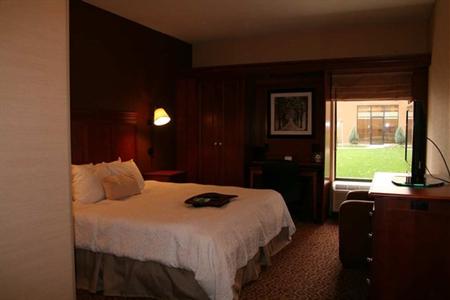 фото отеля Hampton Inn Pittsburgh - McKnight Rd.