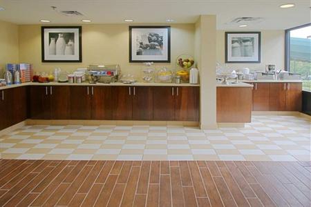 фото отеля Hampton Inn Pittsburgh - McKnight Rd.