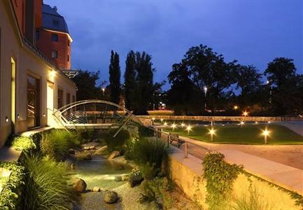 фото отеля Courtyard Pilsen