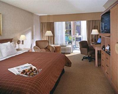 фото отеля Sheraton Phoenix Airport Hotel Tempe