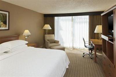 фото отеля Sheraton Phoenix Airport Hotel Tempe