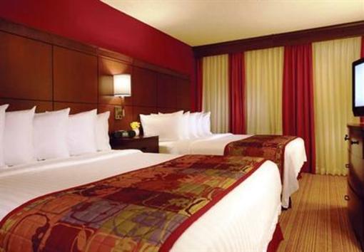фото отеля Residence Inn London Downtown