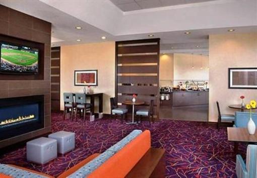 фото отеля Residence Inn London Downtown