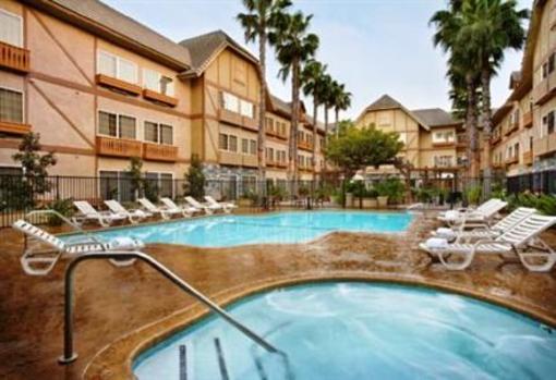 фото отеля Ayres Hotel & Suites Ontario Airport / Convention Center