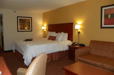 фото отеля Hampton Inn Charleston - Southridge