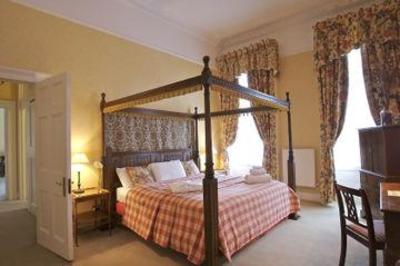 фото отеля Burnham Beeches Hotel