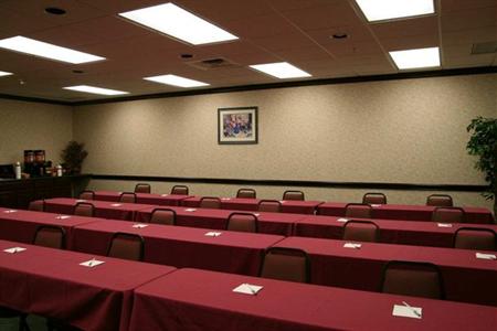 фото отеля Hampton Inn and Suites Toledo-North