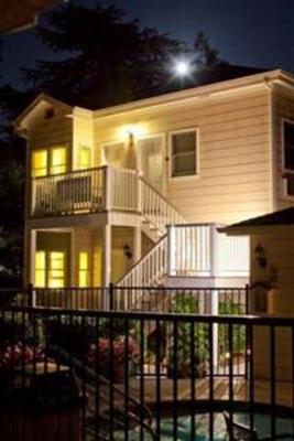 фото отеля BEST WESTERN Elm House Inn