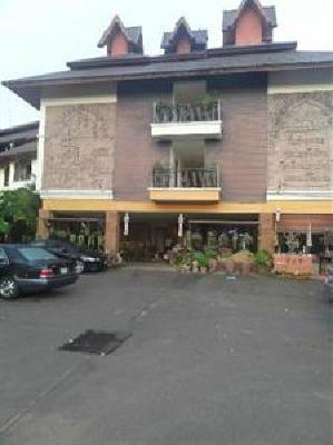 фото отеля Phoom Thai Garden Hotel