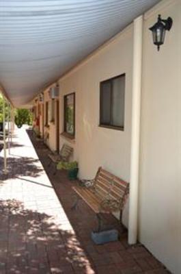 фото отеля Sturt Motel
