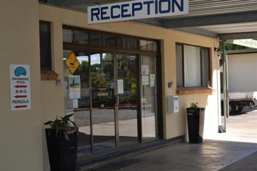 фото отеля Sturt Motel