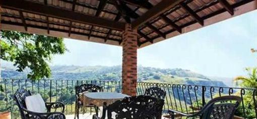 фото отеля Kloof Falls Lodge