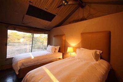 фото отеля Thandeka Game Lodge & Spa