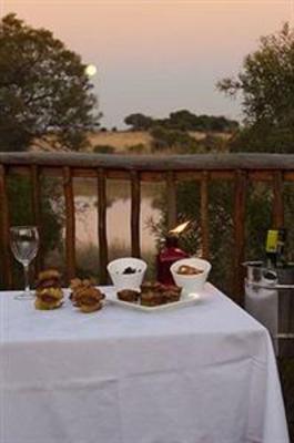 фото отеля Thandeka Game Lodge & Spa