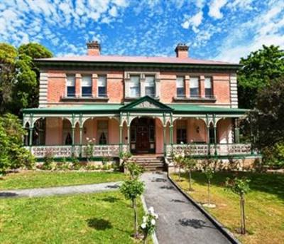 фото отеля Gattonside Heritage Accommodation