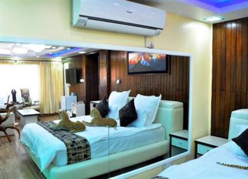 фото отеля Royal Penguin Boutique Hotel
