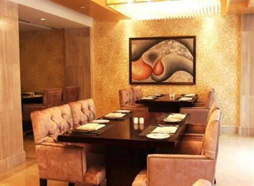 фото отеля Double Bay Hotel Qingdao