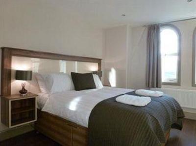 фото отеля Base Serviced Apartments - Sir Thomas Street