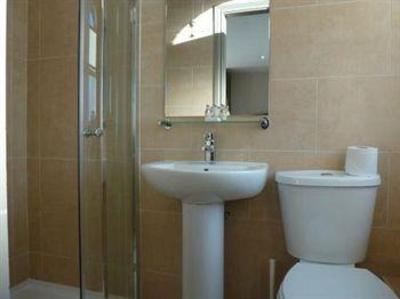 фото отеля Base Serviced Apartments - Sir Thomas Street
